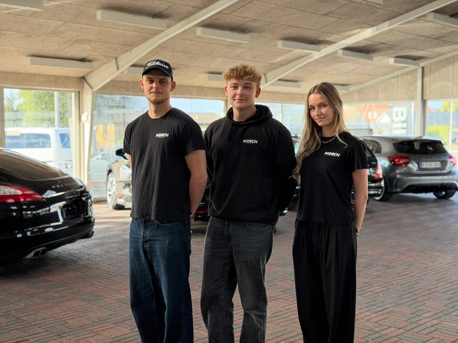 De tre medejere hos NORCH sammen i showroomet i Bjerringbro
